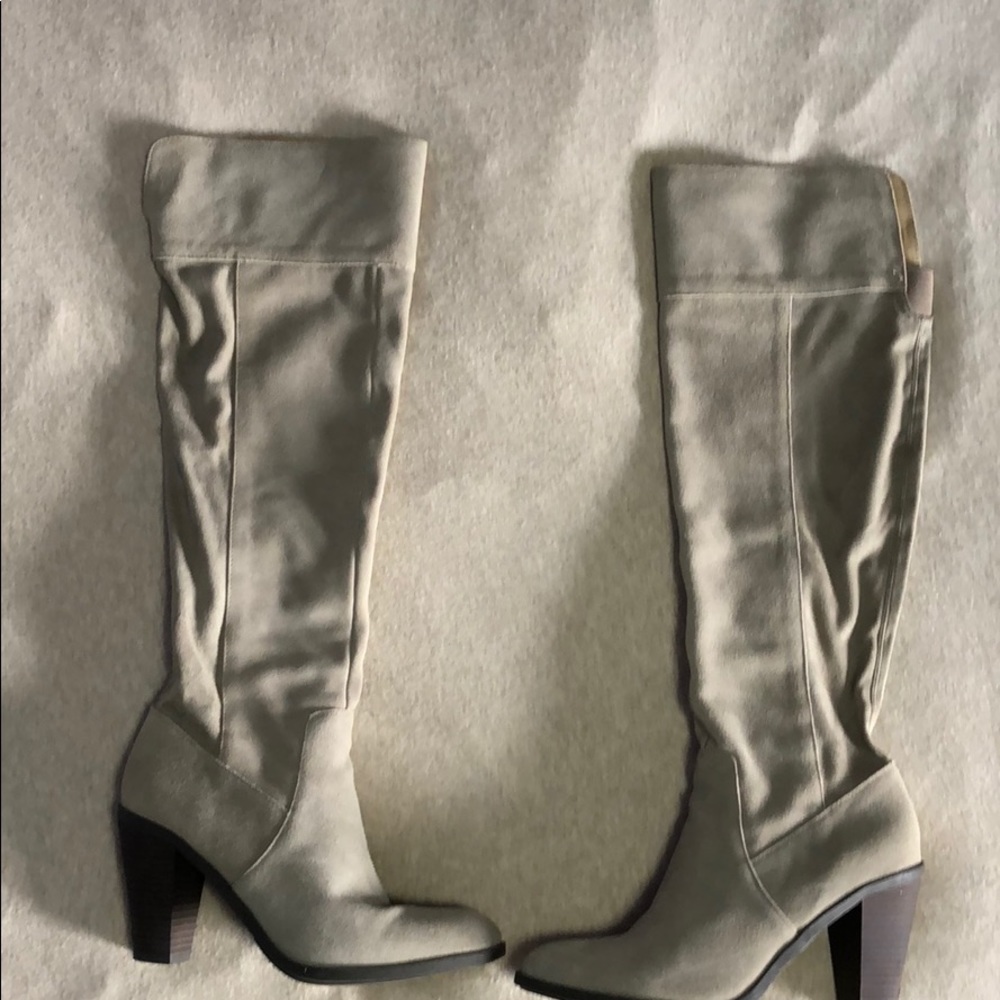 Kenneth Cole Reaction Heel Boots